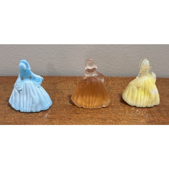 Three Vintage Boyd Art Glass Colonial Woman Doll LOT, Two Iridescents - Picture 3 of 14